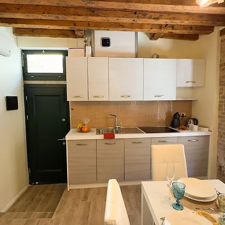 Graceful Barnaba By Ca-sa Check Apartament Wenecja
