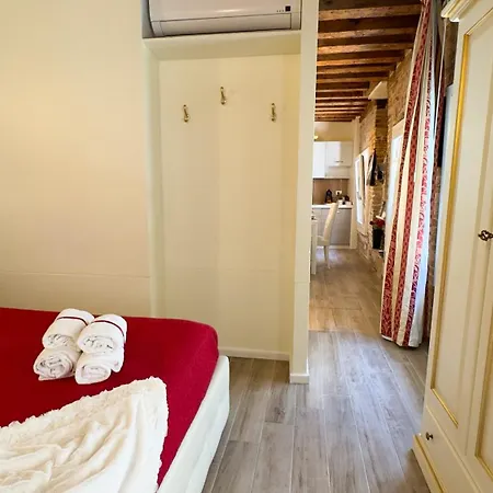 Graceful Barnaba Apartamento