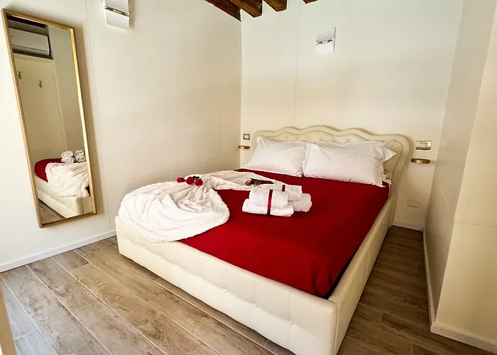 Graceful Barnaba By Ca-sa Check Apartment