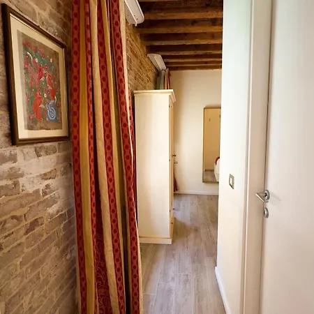 Graceful Barnaba By Ca-sa Check ヴェネツィア