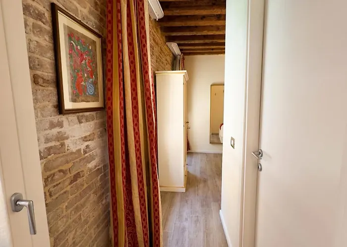 Graceful Barnaba By Ca-sa Check Venedig