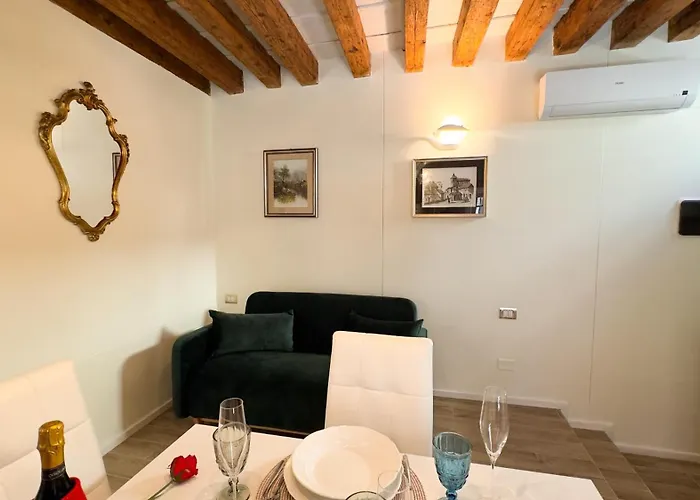 Graceful Barnaba By Ca-sa Check * Venedig